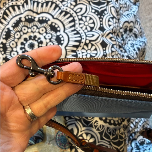 Dooney & Bourke Light Blue Crossbody Bag - Picture 9 of 9